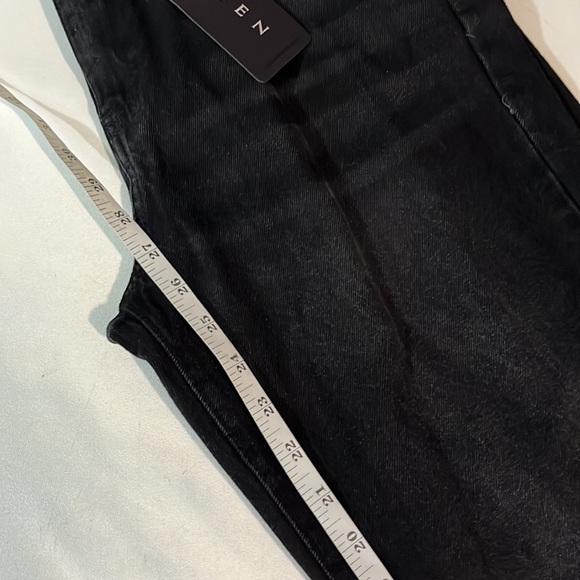 NWT Risen jeans high-waist black straight leg jeans black frayed hem - Picture 10 of 14